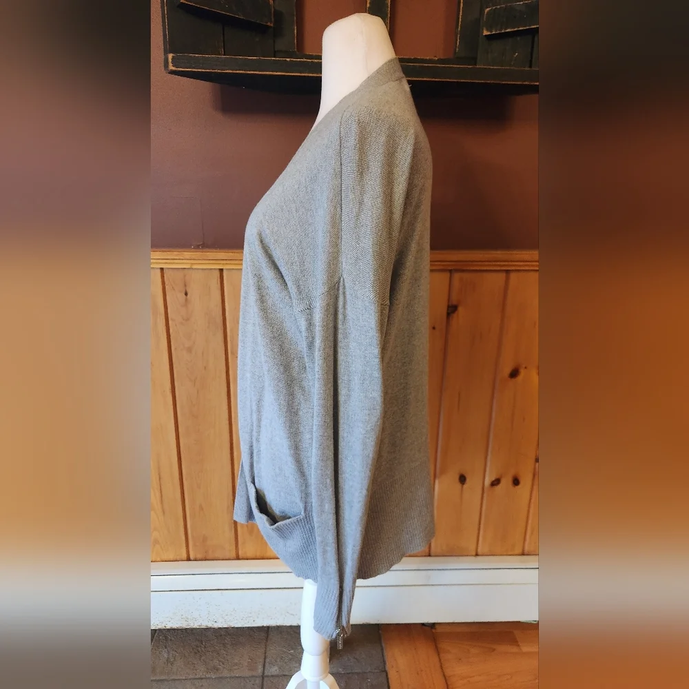 Michael Kors Gray Cardigan Sweater With Pockets + Zippers Size Medium - Picture 2 of 10